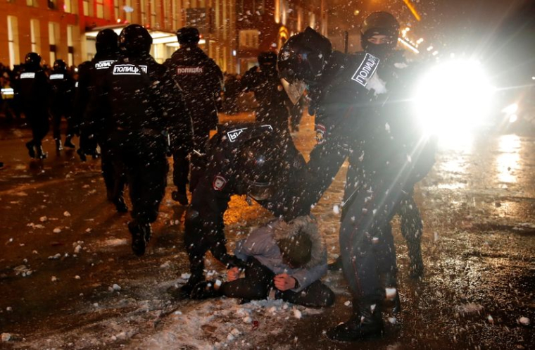 RUSSIE: PRÈS DE 3.500 ARRESTATIONS DANS LES MANIFESTATIONS SOUTENANT ALEXEÏ NAVALNY
