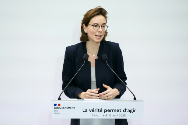 La ministre des Comptes publics Amélie de Montchalin, lors de la conférence de presse le 15 avril 2025 à Paris. ( AFP / Alain JOCARD )