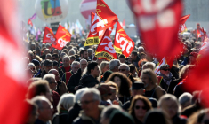 Une manifestation contre la réforme des retraites, à Bordeaux, le 16 février 2023 ( AFP / ROMAIN PERROCHEAU )