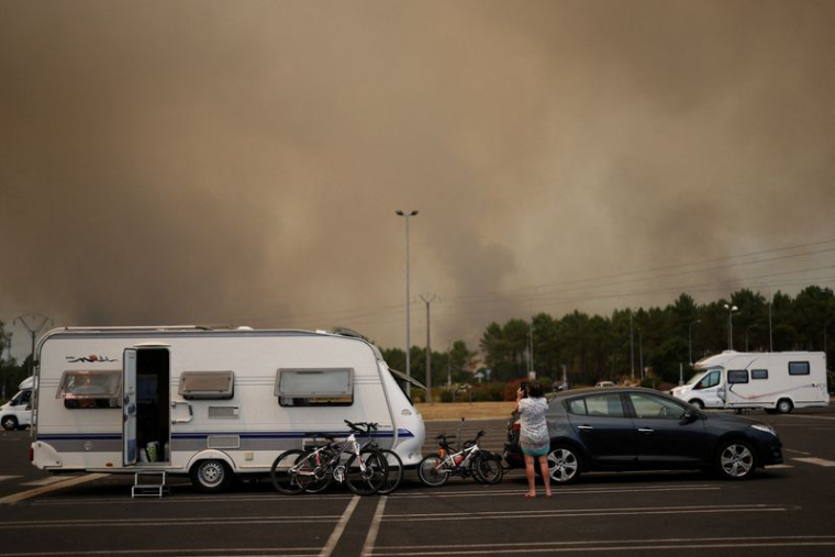 Incendie de forêt près du Bassin d'Arcachon dans le département de la Gironde
