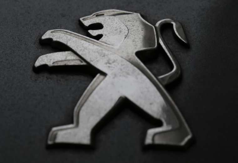 PSA VEUT TRANSFÉRER SON ACTIVITÉ DE R&D DE LA GARENNE À POISSY