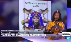 Fatoumata Diawara : avec « MASSA », l’intime devient universel