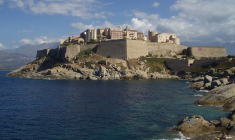 Entre 2006 et 2019, le coût du logement a augmenté de 68 % sur l'île de Beauté, soit deux fois plus qu'en métropole. (illustration) (Simon / Pixabay)