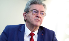 Jean-Luc Mélenchon à New York, aux États-Unis, le 21 avril 2025. ( AFP / CHARLY TRIBALLEAU )