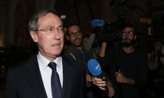 GUÉANT EXCLU DE LA LÉGION D'HONNEUR ET DE L'ORDRE DU MÉRITE