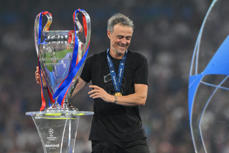 Le magnifique hommage des supporters du PSG à la fille de Luis Enrique