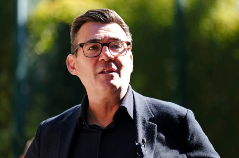 Le Premier ministre britannique Andy Burnham à Sheffield, dans le nord de l'Angleterre, le 31 juillet 2026 ( POOL / Annabel Lee-Ellis )