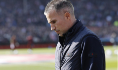 Robin Van Persie prend la porte