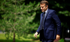 Le président français Macron rencontre l'équipe nationale française de football avant l'Euro 2024 de l'UEFA