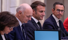 Rachida Dati, Didier Migaud, Emmanuel Macron et Bruno Retailleau à Paris, le 23 septembre 2024. ( POOL / CHRISTOPHE ENA )
