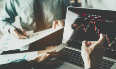 Investir en Bourse : maîtriser les secrets de l′analyse technique