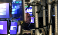 Un opérateur à la Bourse de New York le 13 octobre 2025 ( AFP / TIMOTHY A. CLARY )