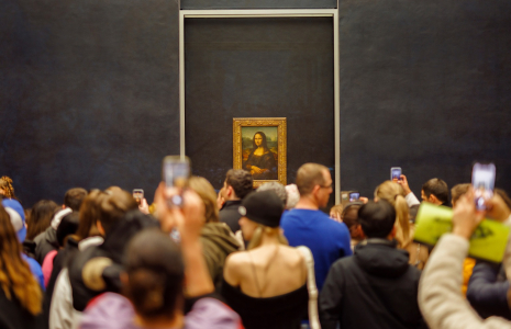 Le passage du prix d'entrée au Louvre de 17 à 22 euros n'est pas resté inaperçu. (crédit : Adobe Stock)