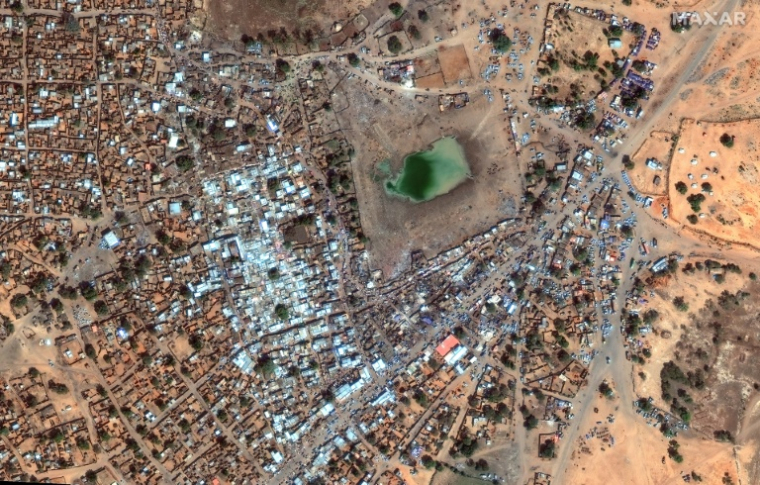 Vue satellite partielle du camp de réfugiés de Zamzam, au Soudan, le 14 janvier 2025 ( Satellite image ©2024 Maxar Technologies / - )
