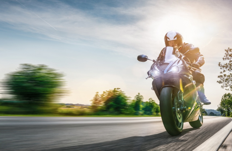 Moto, vitesse et liberté (Crédits photo : Shutterstock)