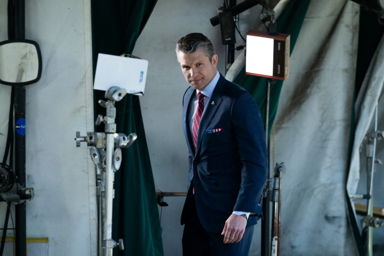 Pete Hegseth à Washington, aux États-Unis, le 21 mars 2025. ( AFP / ANNABELLE GORDON )