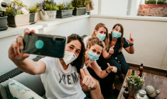 On les voit émerger un peu partout dans les grandes villes: les tiers-lieux, ces endroits désaffectés réutilisés par des associations dans l’attente d’y réaliser un projet immobilier, pullulent sur le territoire. crédit photo : Lucia Romero/Shutterstock / Lucia Romero