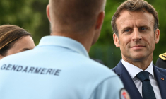 Emmanuel Macron, à Gaillac, en juin 2022 ( POOL / CAROLINE BLUMBERG )