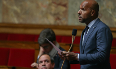 Olivier Serva à Paris le 7 novembre 2023. ( AFP / THOMAS SAMSON )