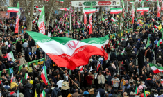 Des partisans du gouvernement iranien défilent dans le centre de Téhéran à l'occasion du 47e anniversaire de la Révolution islamique, le 11 février 2026 ( AFP / - )