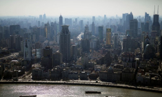 Vue de l'horizon de la ville de Shanghai et de la rivière Huangpu