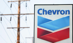 Le logo Chevron dans une station-service californienne, le 22 mai 2023 ( GETTY IMAGES NORTH AMERICA / MARIO TAMA )