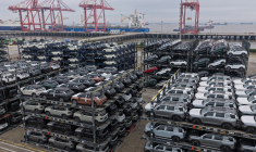 Des voitures dans le port de Suzhou, en Chine. (illustration) ( CN-STR / - )