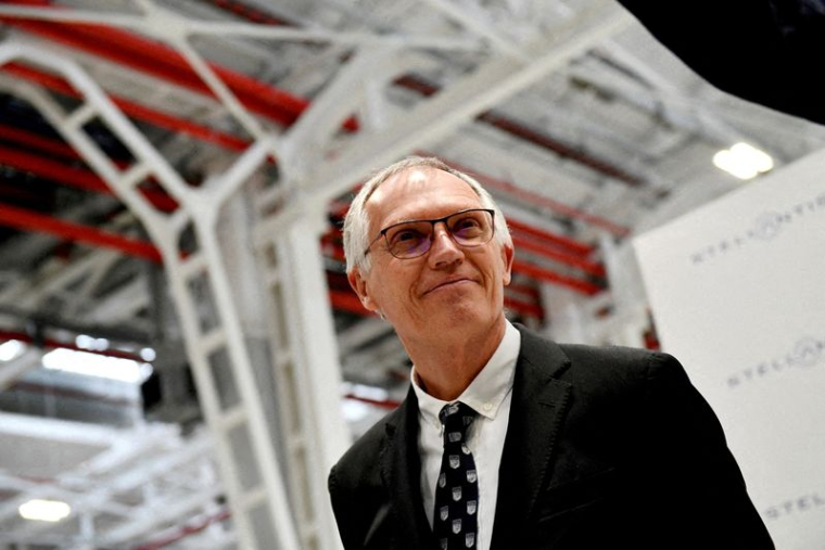 Le directeur général de Stellantis, Carlos Tavares