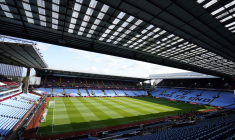 Les supporters du Maccabi Tel-Aviv interdits de match à Aston Villa, la classe politique britannique s’indigne