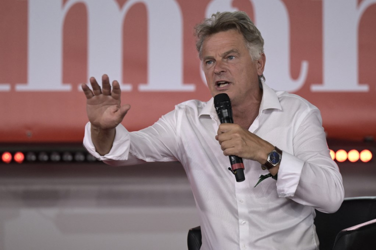 Fabien Roussel à Brétigny-sur-Orge le 17 septembre 2023. ( AFP / JULIEN DE ROSA )