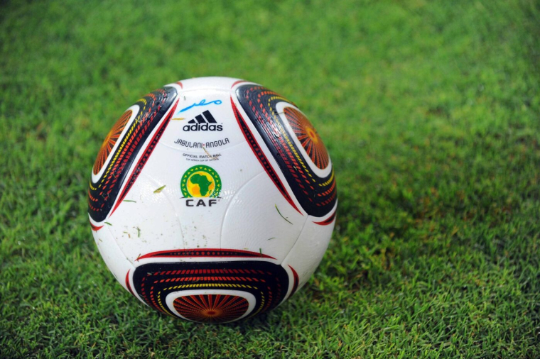 Le supporter algérien filmé en train de déchirer des billets marocains a été placé en détention