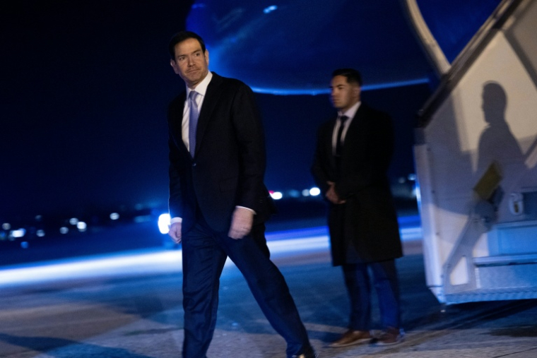 Le secrétaire d'Etat américain Marco Rubio arrive à l'éaroport du Bourget le 27 mars 2026 pour participer à une rencontre des chefs de la diplomatie du G7 près de Paris  ( POOL / Brendan Smialowski )