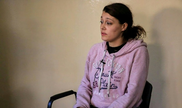 Photo d'Emilie König, lors d'un interrogatoire en Syrie, fourni par le service de presse des Unités de protection du peuple kurde (YPG) le 8 janvier 2018 ( YPG Press Office / Handout )