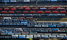 Des wagons-citernes pétroliers dans un port à Hambourg