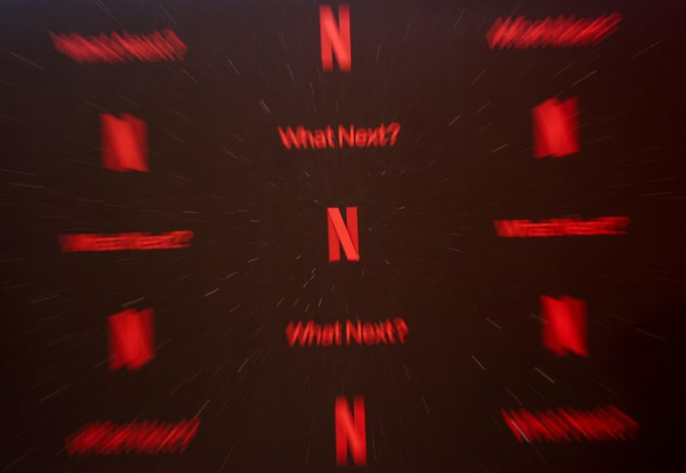 Netflix peut renforcer son offre pour Warner Bros-sources