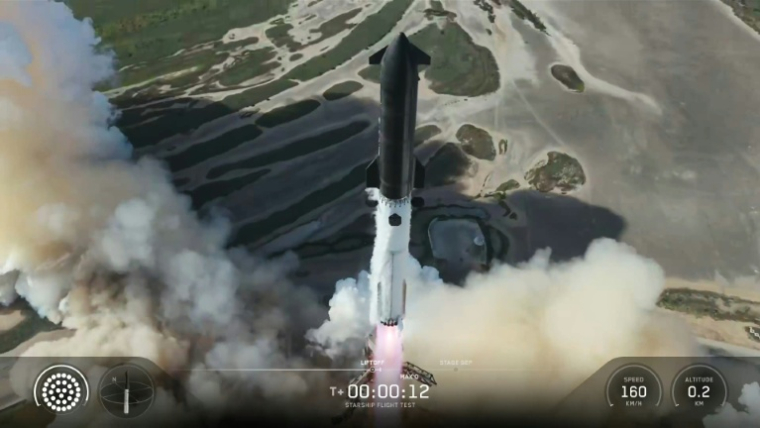Image du lancement de la fusée Starship de SpaceX le 24 juillet 2026 depuis Starbase au Texas issue de la retransmission vidéo de l'entreprise ( SPACEX / Handout )