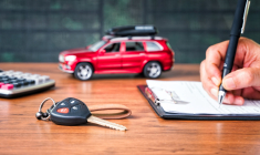 Attention lorsque vous inscrivez un conducteur secondaire sur votre assurance auto ( Crédits photo: ©  Boxyray - stock.adobe.com)