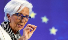 Christine Lagarde, présidente de la BCE, s'adresse aux journalistes à l'issue de la réunion de politique monétaire à Francfort