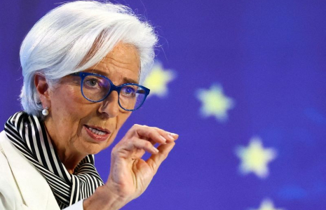 Christine Lagarde, présidente de la BCE, s'adresse aux journalistes à l'issue de la réunion de politique monétaire à Francfort