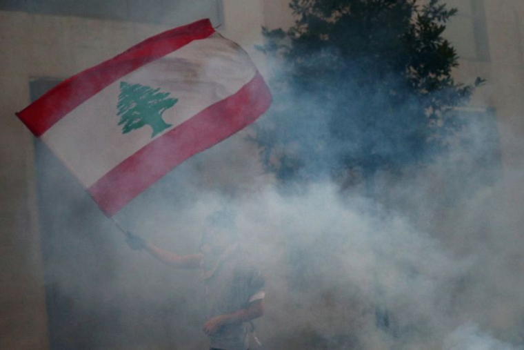 AU LIBAN, LA DÉMISSION DU GOUVERNEMENT N'APAISE PAS LA COLÈRE