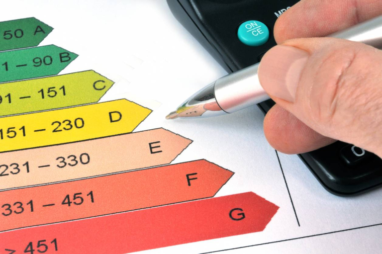 Le Parlement européen s'attaque aux passoires thermiques-iStock-Richard Villalonundefined