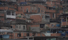 Résidents de la favela Complexo da Penha protestent contre l'action de la police