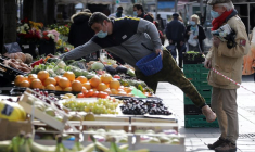 CORONAVIRUS: LA FRANCE ENREGISTRE 261 NOUVEAUX DÉCÈS
