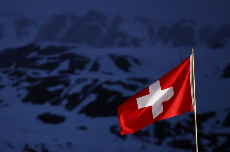 Le drapeau national suisse