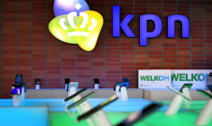 KPN REFUSE DE COMMENTER LES "RUMEURS" D'UN RACHAT PAR EQT