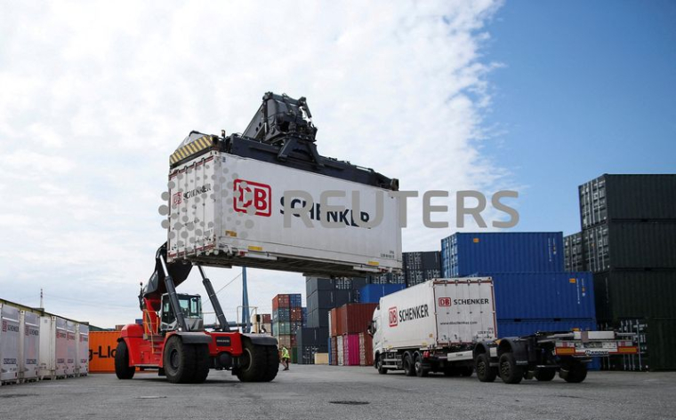 Un conteneur de DB Schenker lors d'une tournée de presse