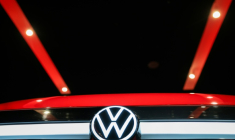 Le constructeur Volkswagen rappelle plus de 2,8 millions de véhicules VW et Audi dans le monde, dont un tiers en Allemagne, pour un risque de corrosion du système de direction ( AFP / Ronny HARTMANN )