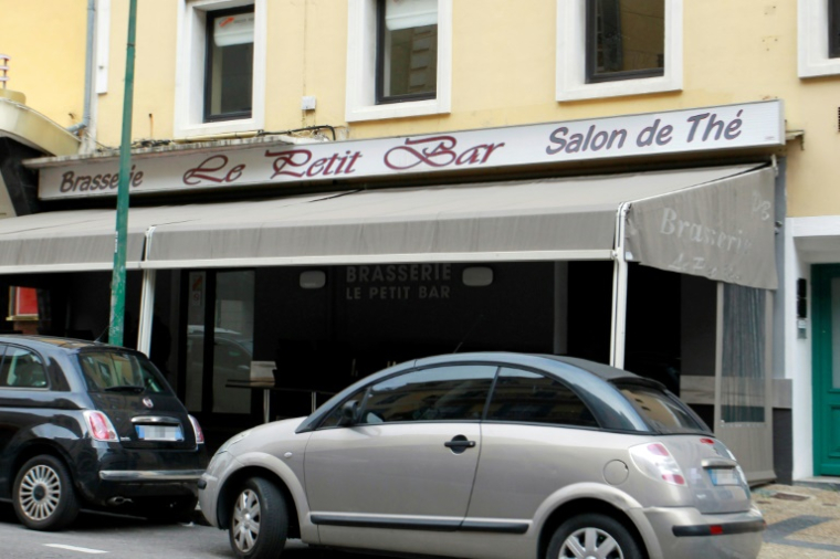 L'établissement "Le Petit Bar", le 8 avril 2013 à Ajaccio, en Corse ( AFP / - )