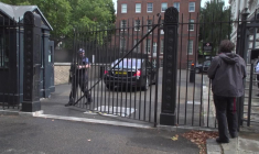 L'ambassadeur russe, convoqué par Londres, arrive au ministère des Affaires étrangères