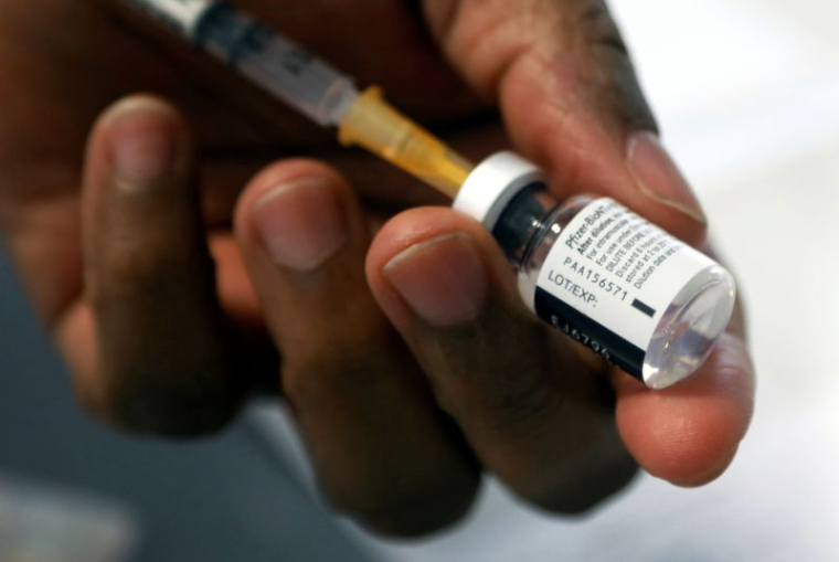 CORONAVIRUS: L'ACADÉMIE DE MÉDECINE CRITIQUE LA LENTEUR DE LA VACCINATION